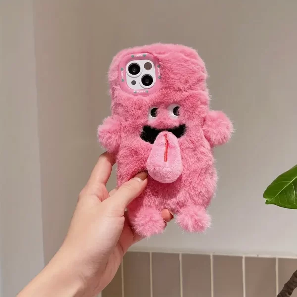 Cartoon Cute And Funny Tongue-Out Monster Mobile Phone Case Suitable For IPhone14ProMax/ IPhone14Pro/ IPhone14 Mobile Phone Case IPhone15ProMax/ IPhone15Pro/ IPhone15 New IPhone13promax Anti-fall 13pro Fashion 11 Girls' Style 12 Simple And Niche Full Protection Couple Plush Warm Mobile Phone Protection Case Autumn And Winter Soft Shell