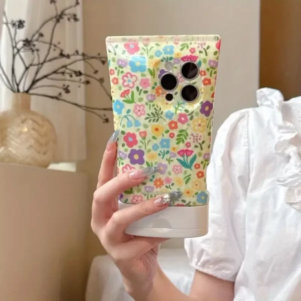 Floral pattern imitation facial cleanser phone case, suitable for iPhone 15/16. Creative, niche, plus fine-pore protective phone cover, max ladylike, pastoral style, literary style